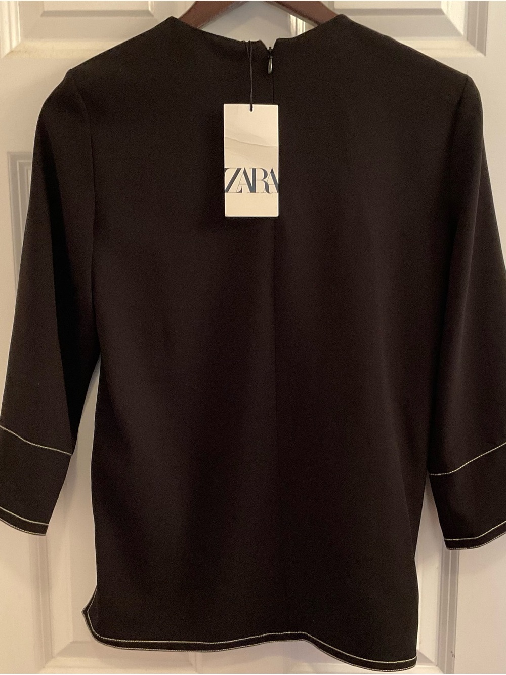 Zara Woman Blouse with Two Shoulder Buttons - NWT - Size XXS - Picture 7 of 9